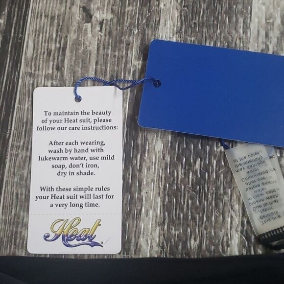 New! HEAT SWIMWEAR BLACK LOOPED SIDE SWIM BOTTOM - Picture 9 of 10